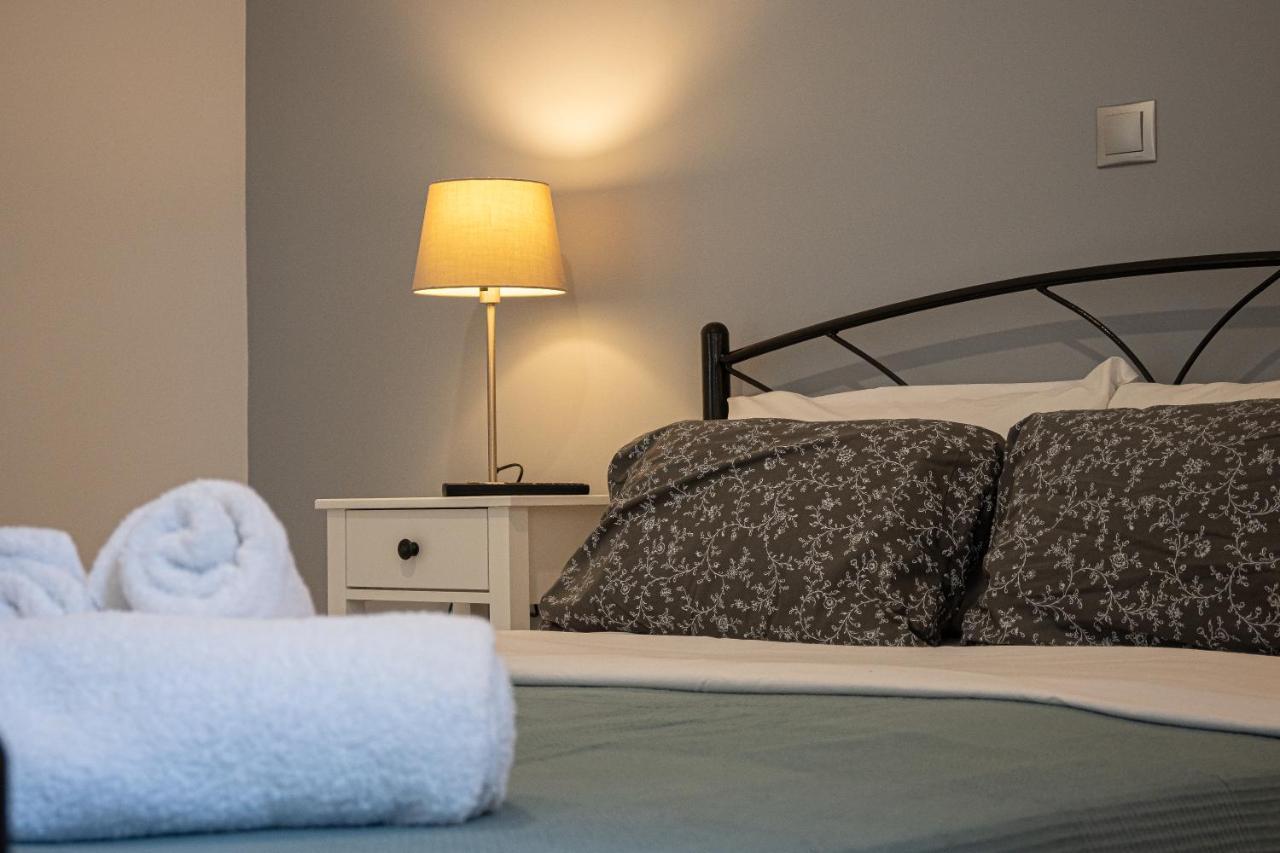 Thalia Apartments Kalamáta Eksteriør bilde